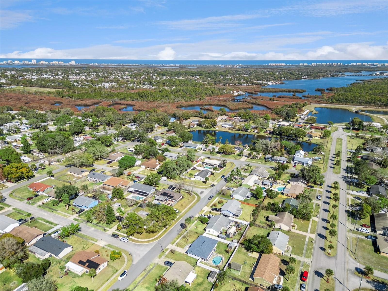 CAMBRIDGE VILLAS - Residential