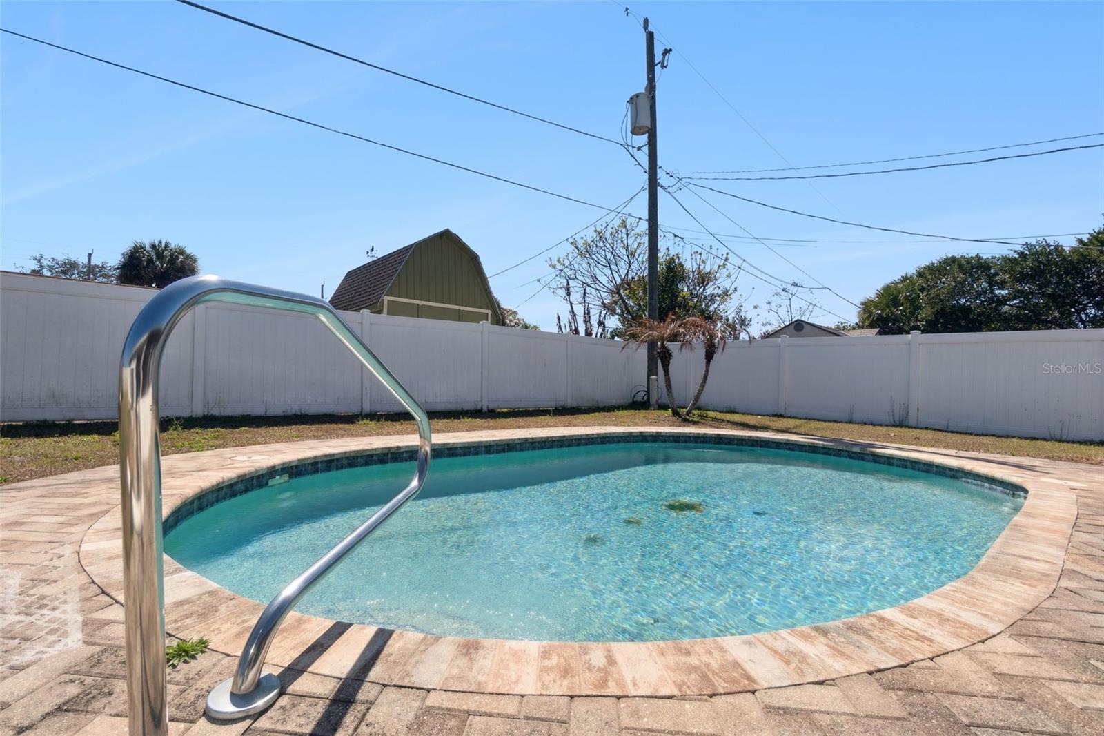 CAMBRIDGE VILLAS - Residential