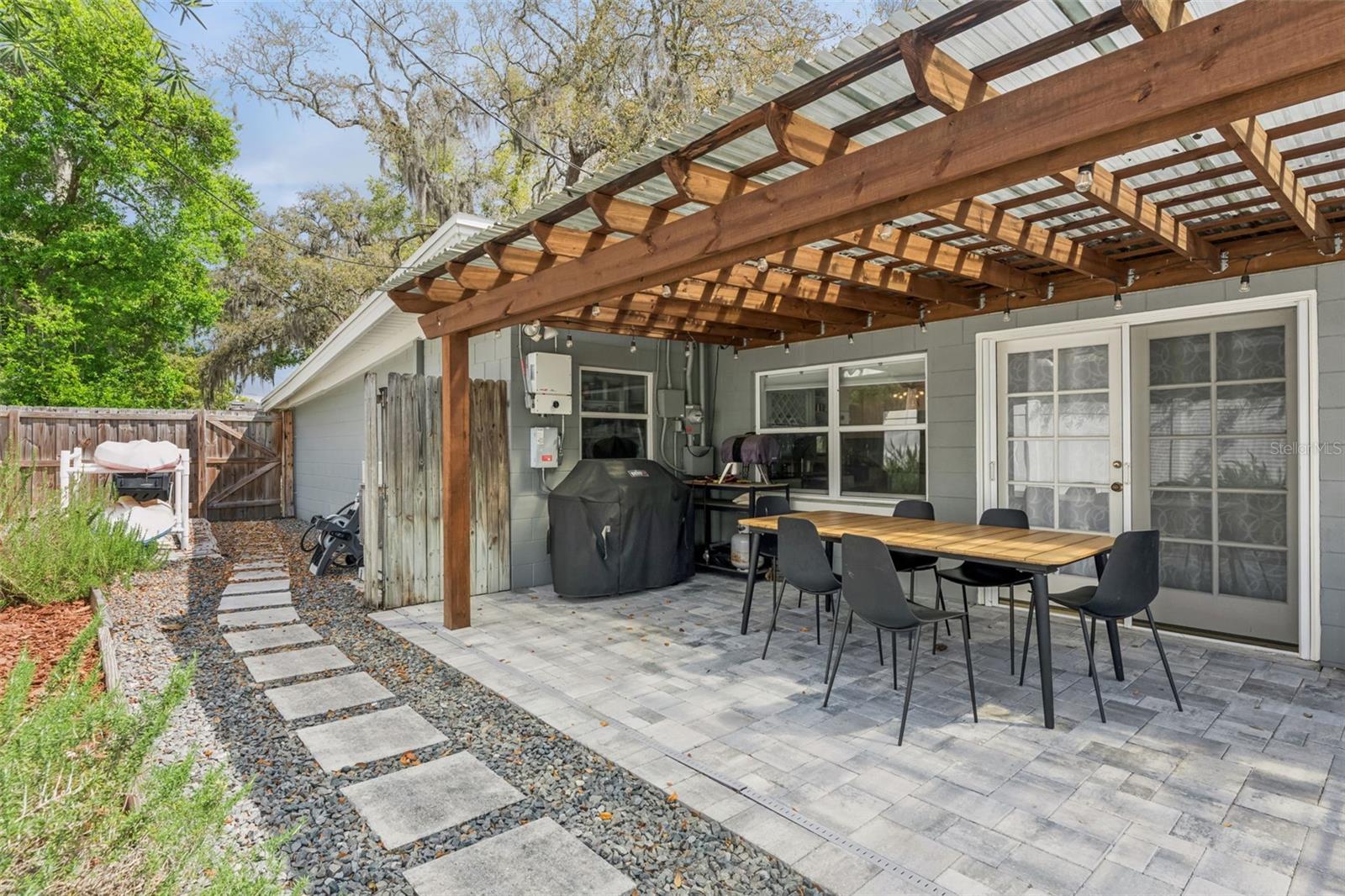 DOMMERICH ESTATES 1ST ADD - Residential