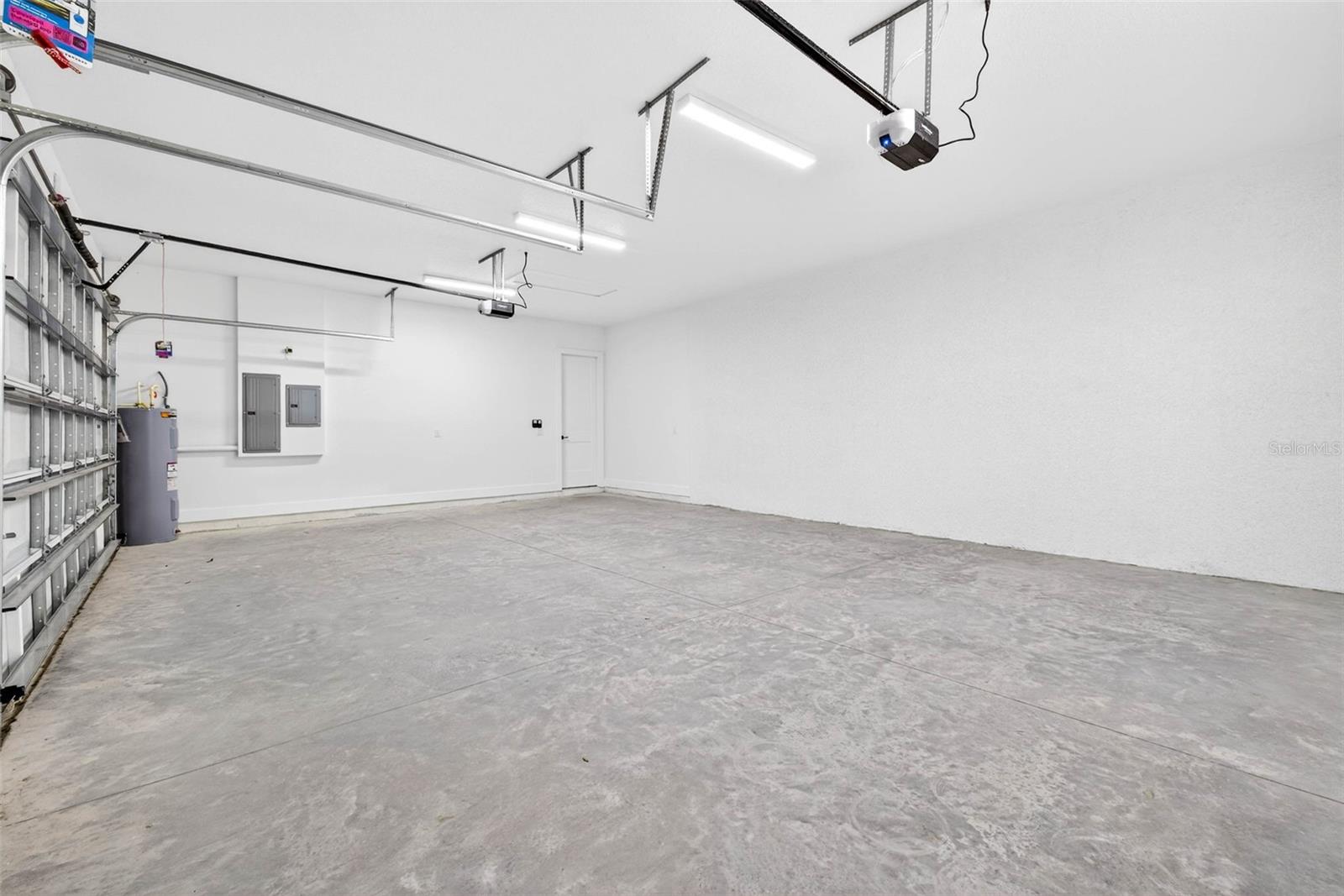 CRIMSON ESTATES - Residential