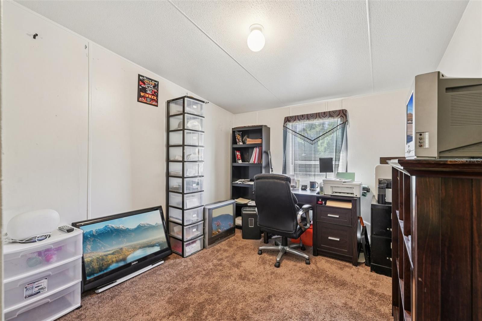 MOON LAKE ESTATES - Residential