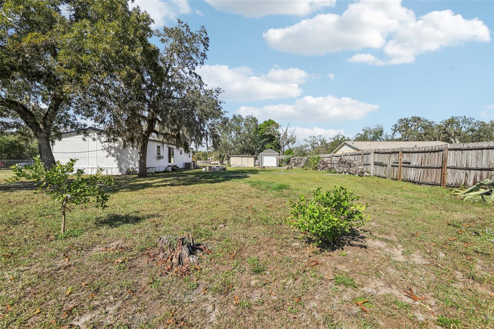 MOON LAKE ESTATES - Residential