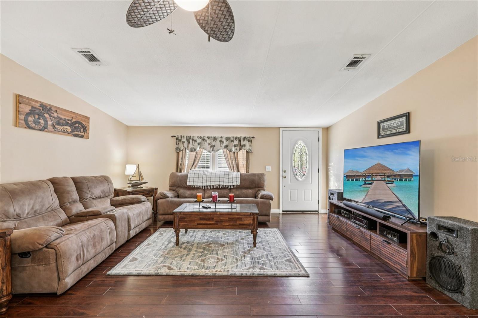 MOON LAKE ESTATES - Residential