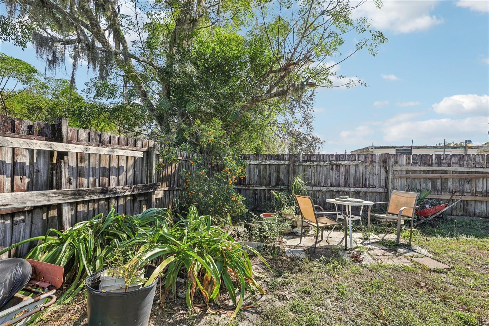 MOON LAKE ESTATES - Residential