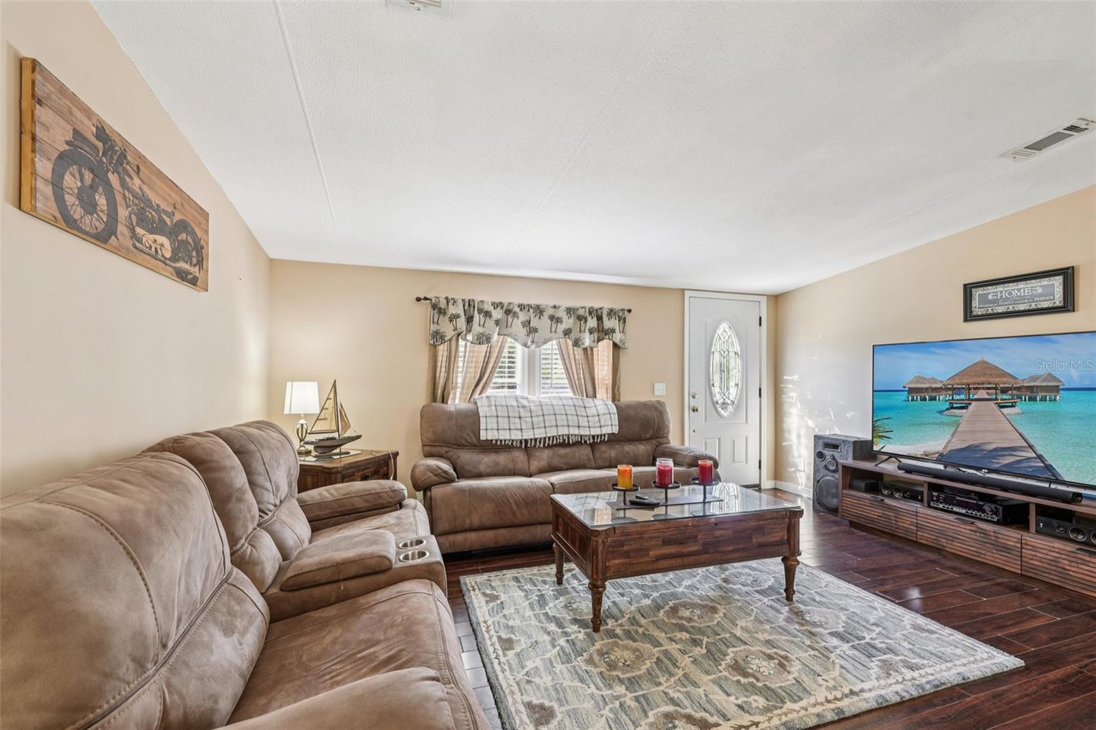 MOON LAKE ESTATES - Residential