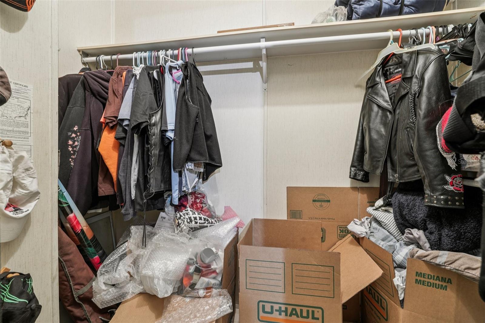 MOON LAKE ESTATES - Residential