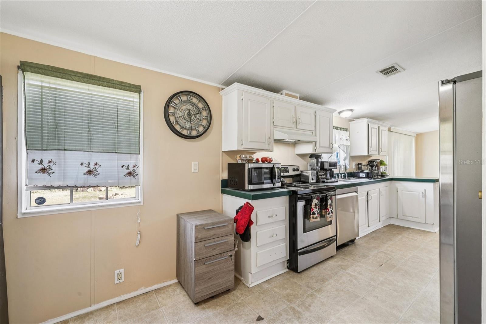 MOON LAKE ESTATES - Residential