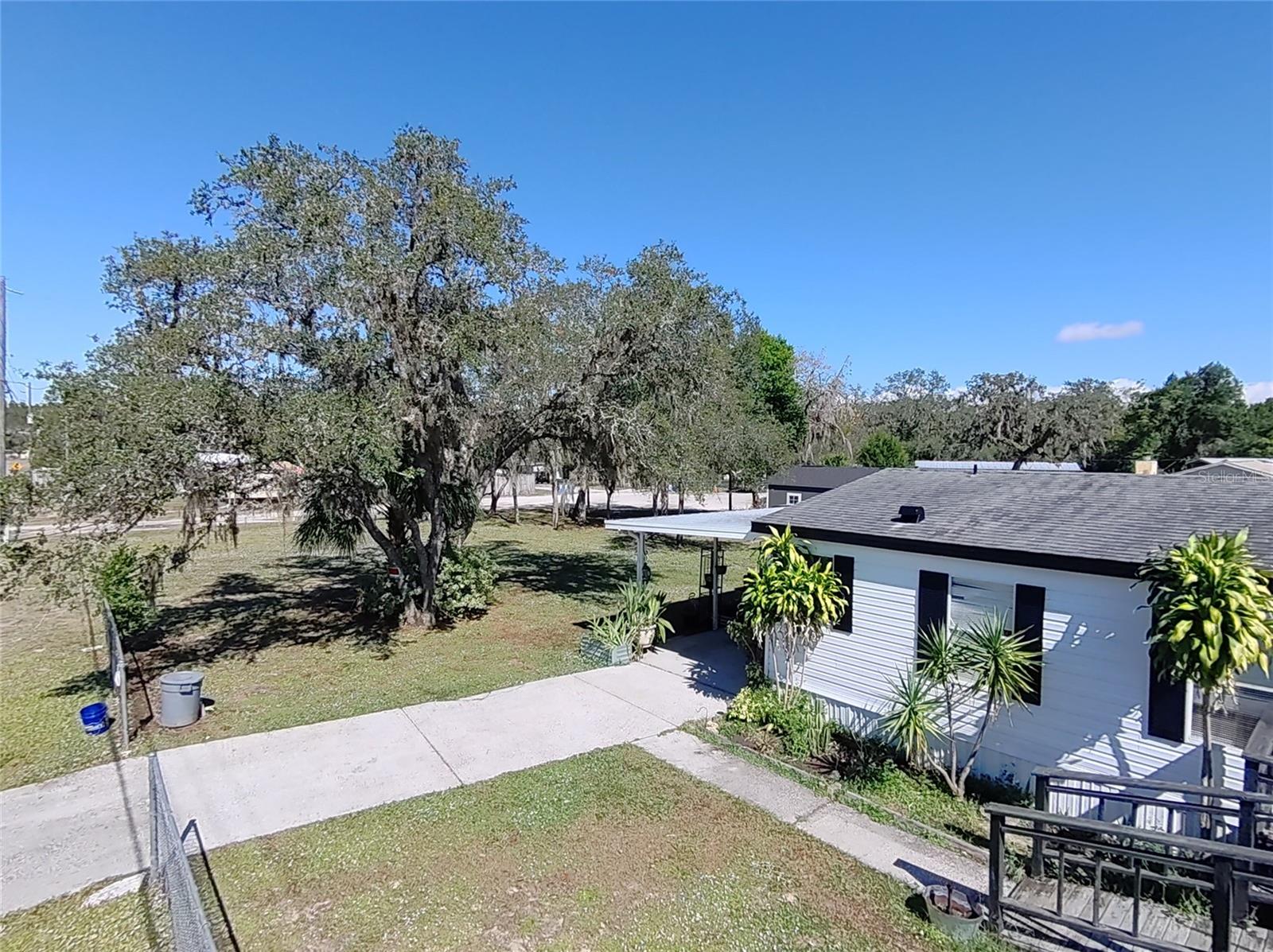 MOON LAKE ESTATES - Residential