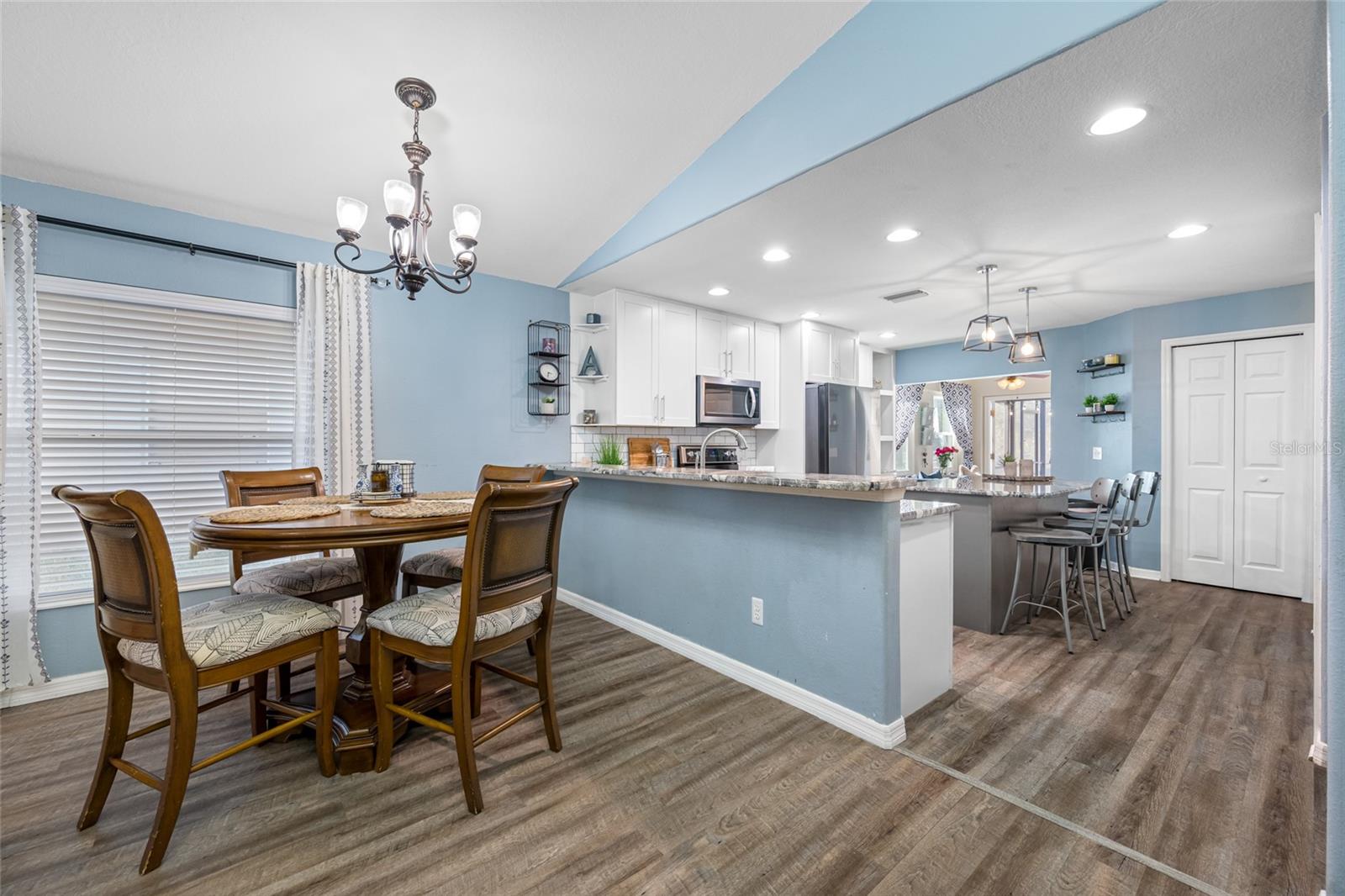 WILDERNESS LAKE PRESERVE - Residential