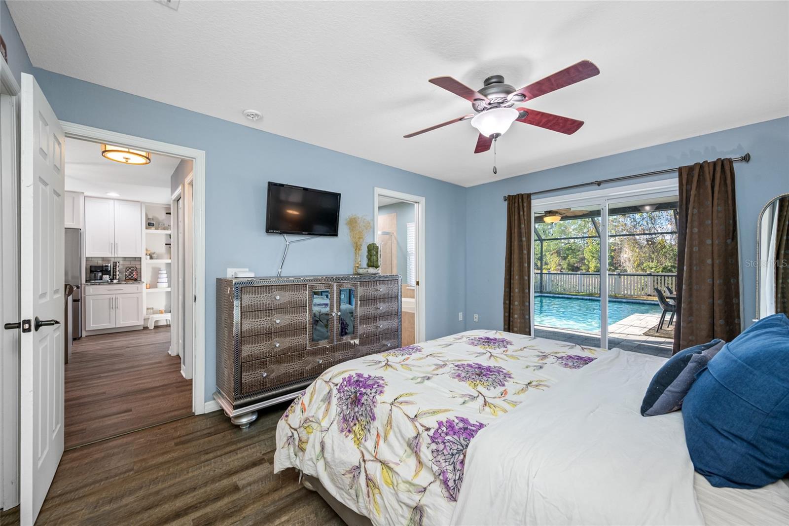 WILDERNESS LAKE PRESERVE - Residential