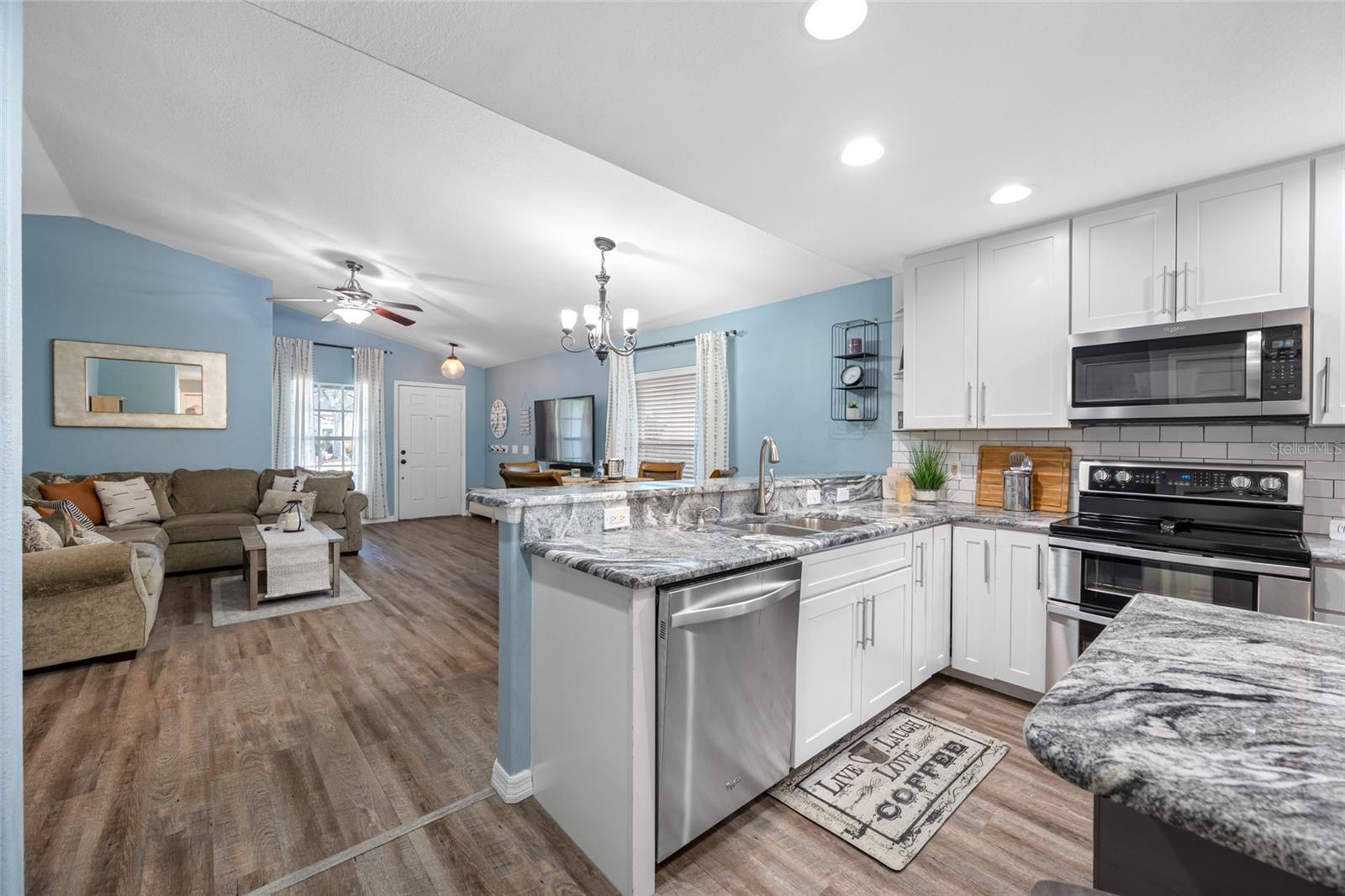 WILDERNESS LAKE PRESERVE - Residential