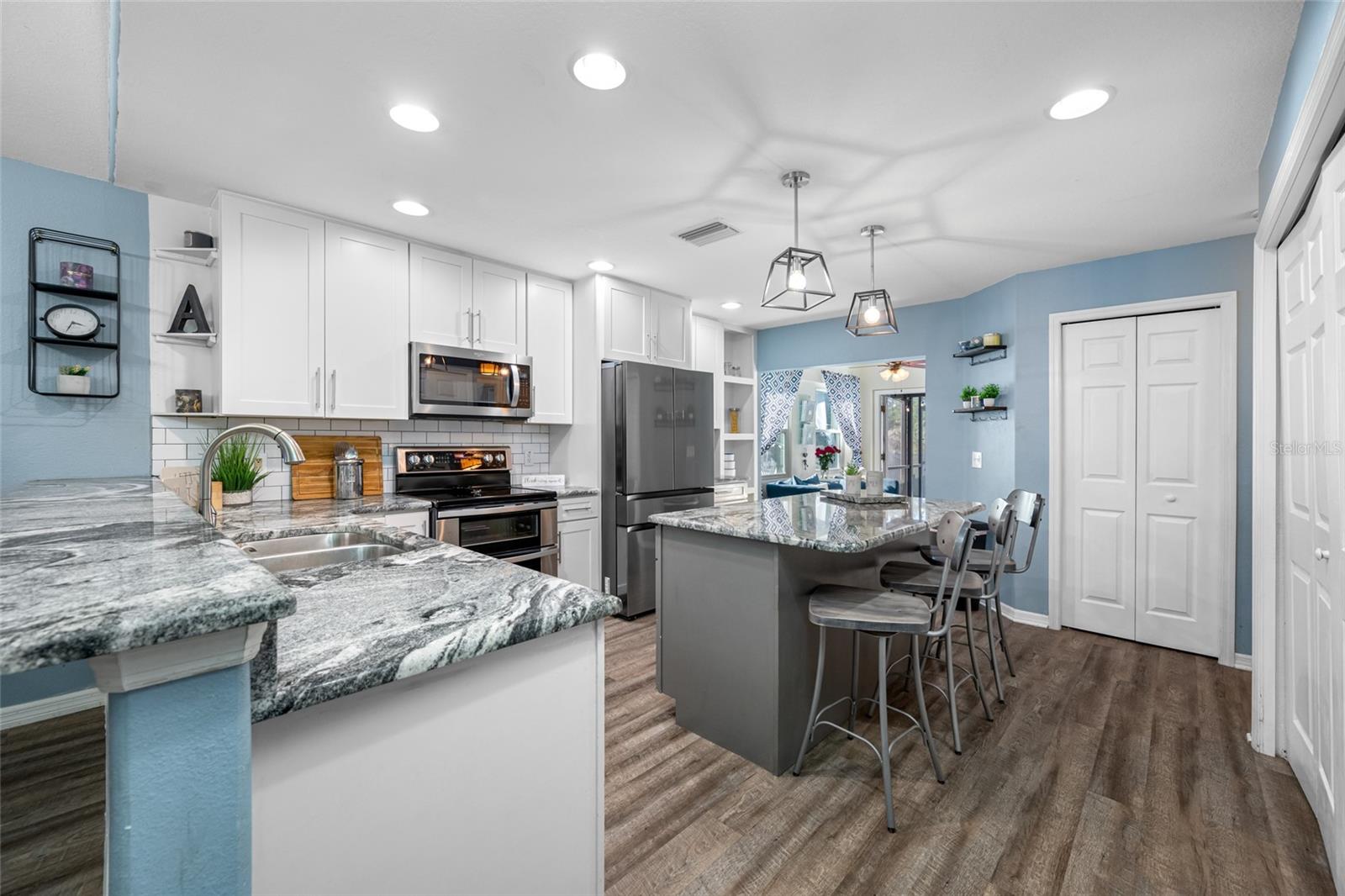 WILDERNESS LAKE PRESERVE - Residential