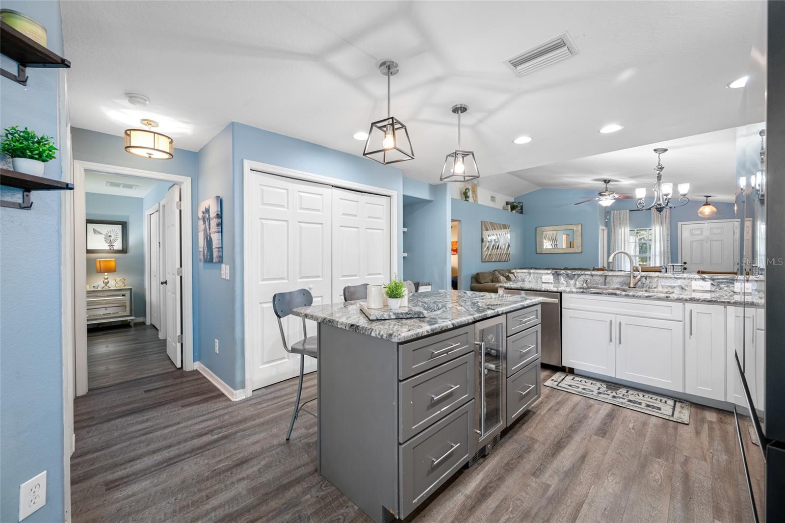 WILDERNESS LAKE PRESERVE - Residential