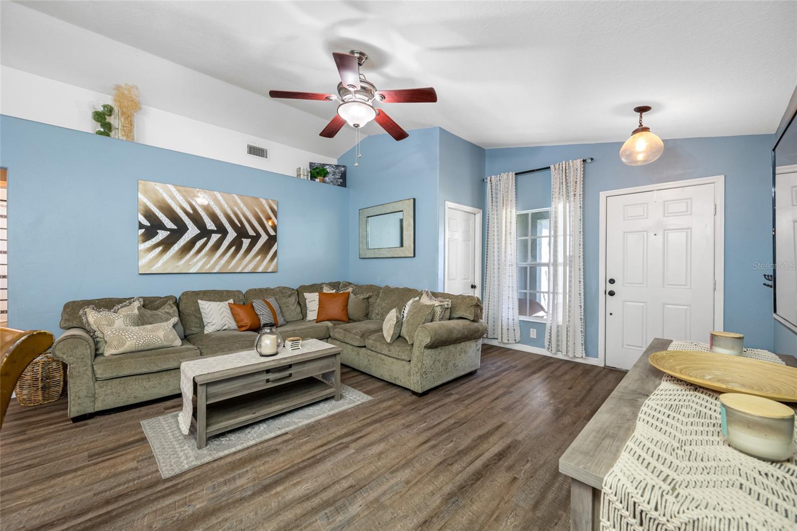 WILDERNESS LAKE PRESERVE - Residential