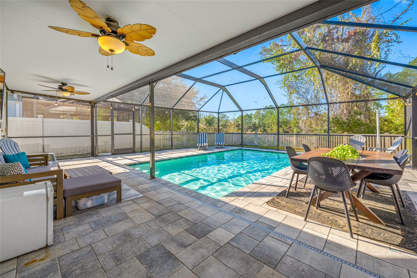 WILDERNESS LAKE PRESERVE - Residential