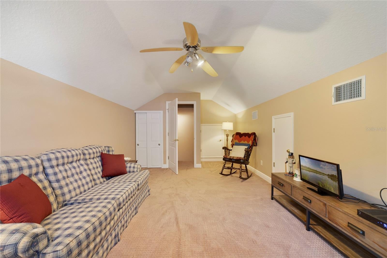 SADDLEBROOK - Residential