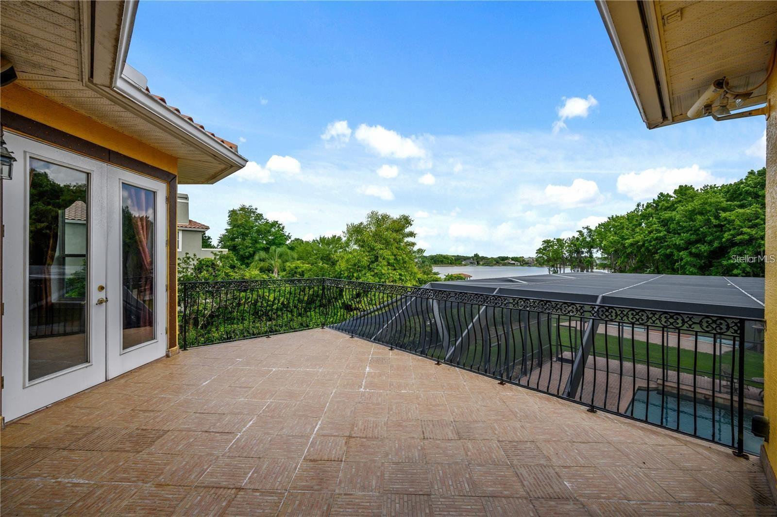 LAKE ROPER POINTE - Residential