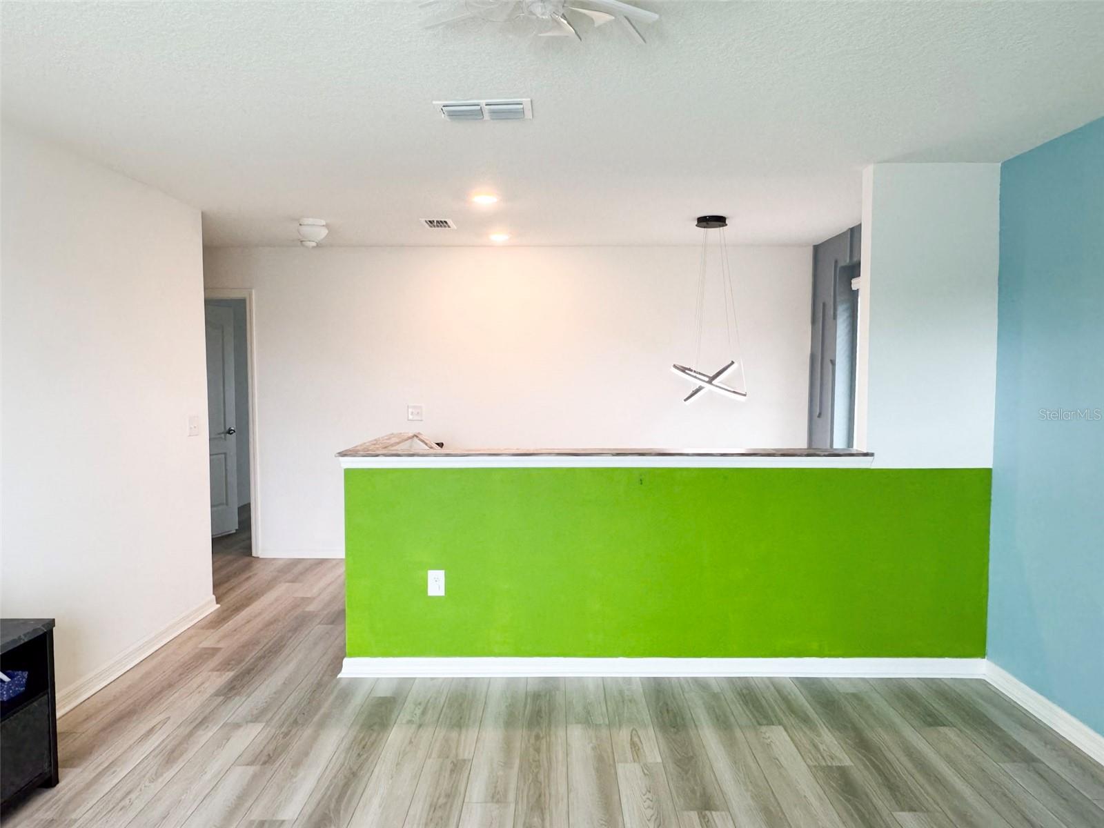 LAKE LUCERNE II - Residential Lease