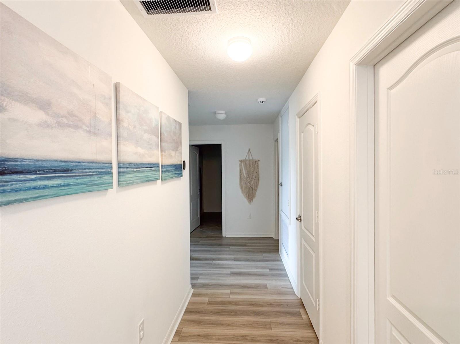 LAKE LUCERNE II - Residential Lease