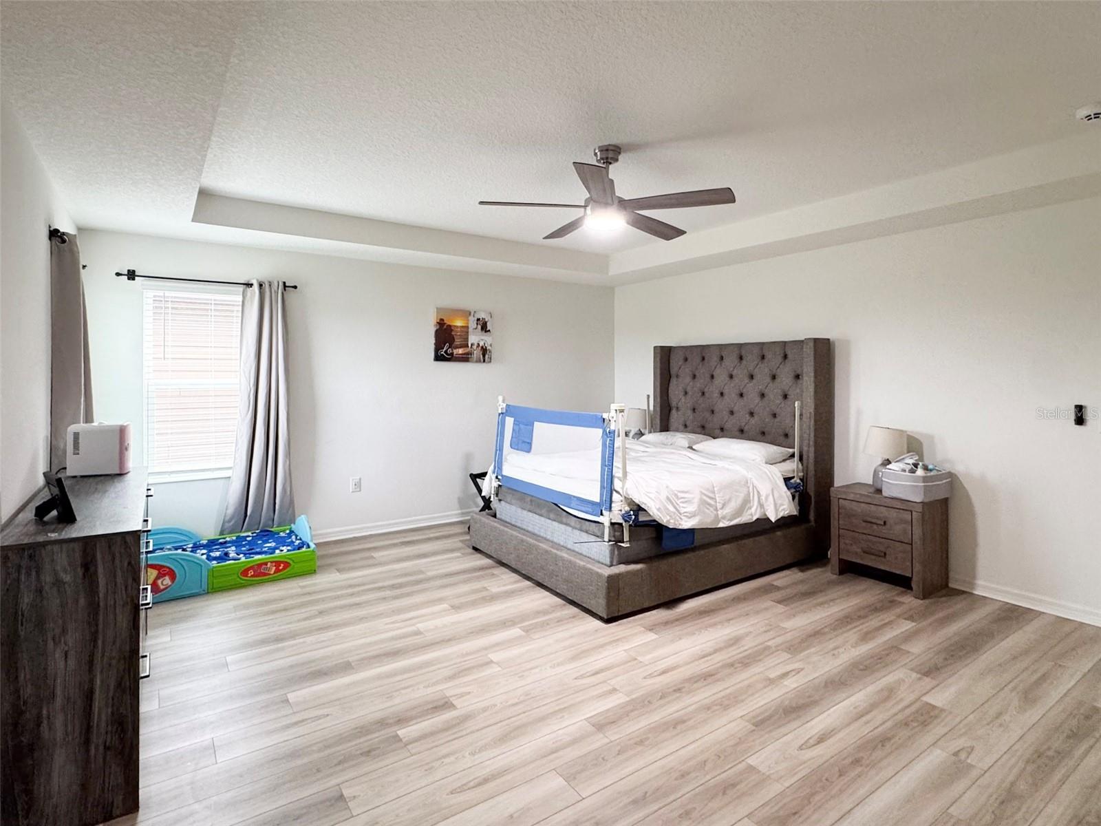 LAKE LUCERNE II - Residential Lease