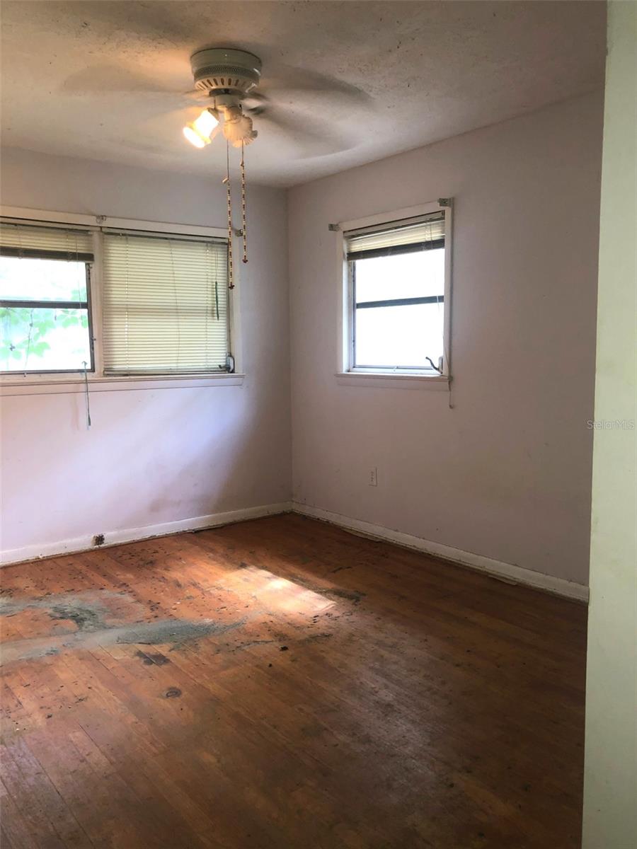 2005 JEFFERSON AVENUE