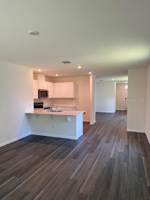 976 COMMONS WAY