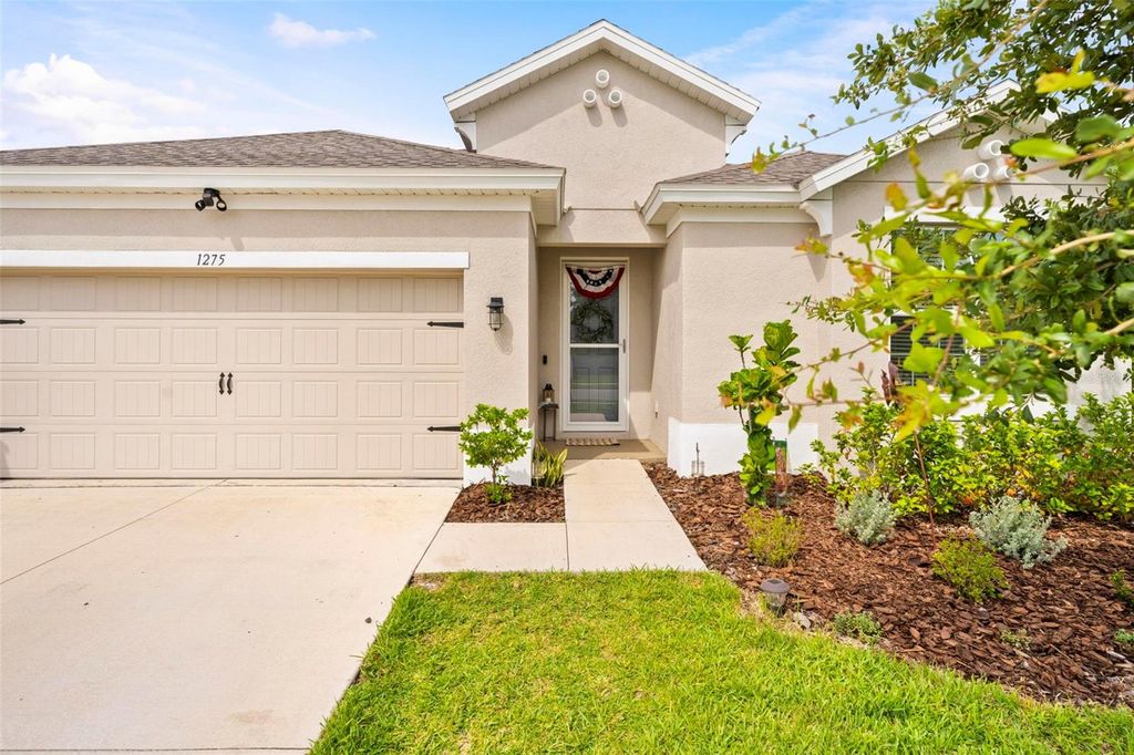 Photo of 1275 Old Windsor Way, Spring Hill, FL 34609 (MLS # TB8424286)