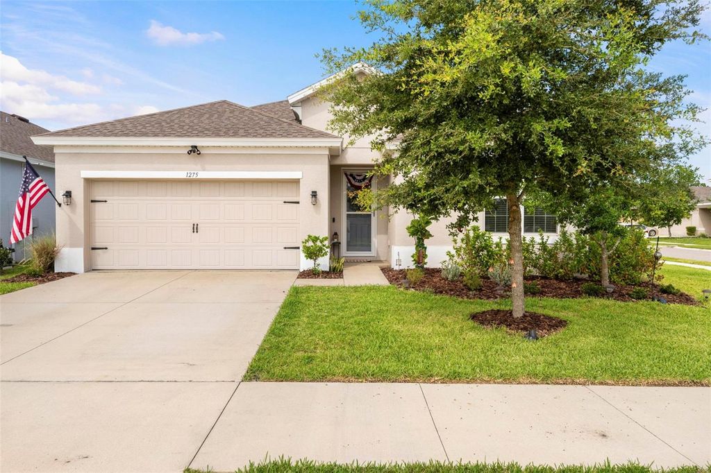 Photo of 1275 Old Windsor Way, Spring Hill, FL 34609 (MLS # TB8424286)