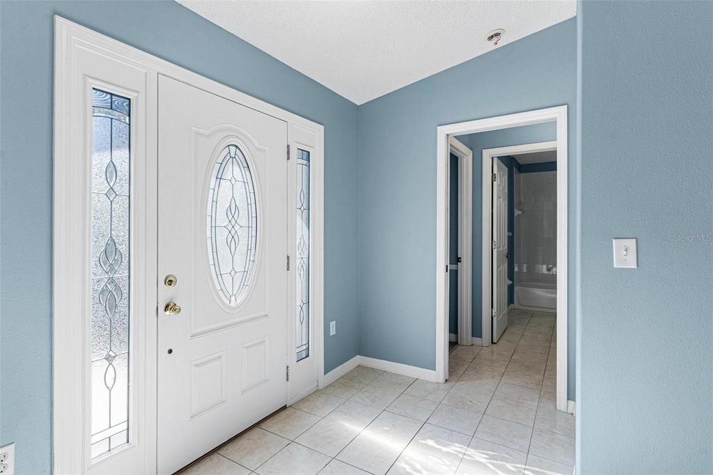 Photo of 1009 Forest Breeze Path, Leesburg, FL 34748 (MLS # G5105107)