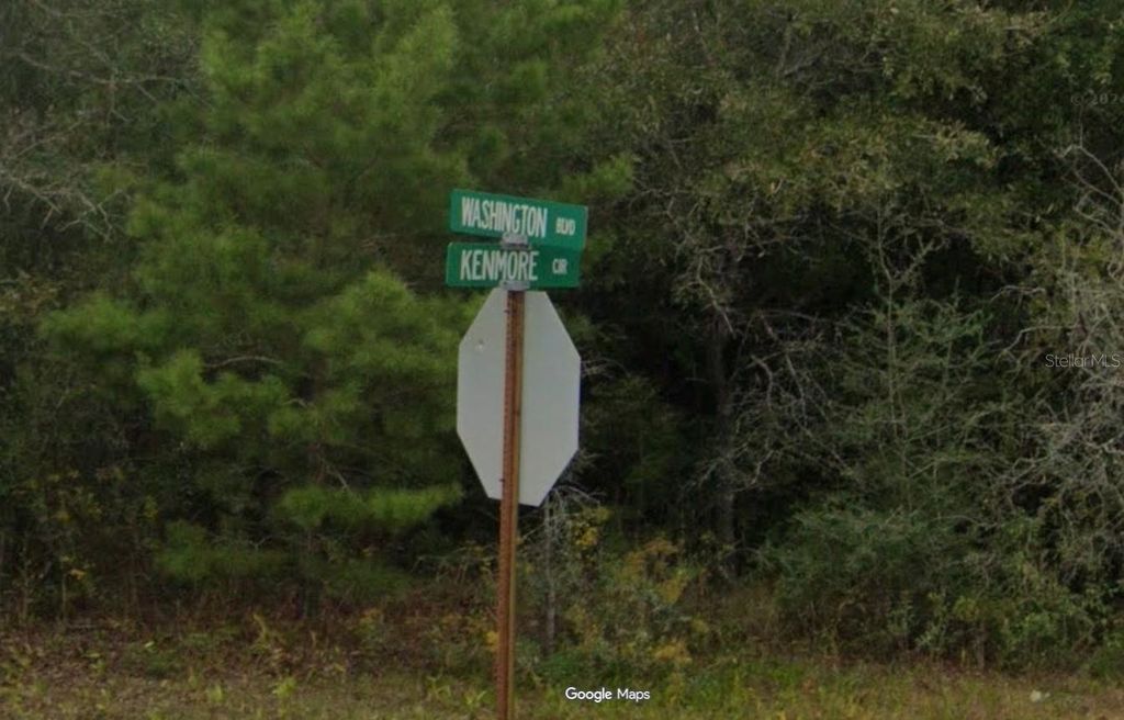 Photo of 12 Kenmore Circle, Chipley, FL 32428 (MLS # OM716300)