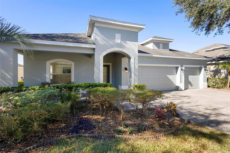 Welcome to this spacious 4-bedroom, 3-bathroom home for rent in the highly sought-after gated community of Carriage Pointe in Winter Garden. This beautifully maintained residence offers an open-concept layout with plenty of natural light, perfect for both everyday living and entertaining. The modern kitchen features ample cabinetry and overlooks the living and dining areas, creating a welcoming space for gatherings. The primary suite boasts two (his and hers) walk-in closet and an en-suite bathroom, while additional bedrooms provide comfort and flexibility for family, guests, or a home office. Enjoy the convenience of the location, just a short drive or even a walk to Publix, shopping plazas, restaurants, pharmacies, and more. Only minutes from Winter Garden Village, historic Downtown Winter Garden, and major highways, making your commute a breeze. The home is also ideally situated close to Disney and Orlando’s world-famous theme parks, with easy access to both the East and West Coast beaches for weekend getaways. Conveniently located near top-rated schools, this home combines comfort, security, and an excellent location. Don’t miss the opportunity to live in one of Winter Garden’s most desirable communities, schedule your showing today! Please use the following link to APPLY TODAY: https://apply.link/J-BH2AU