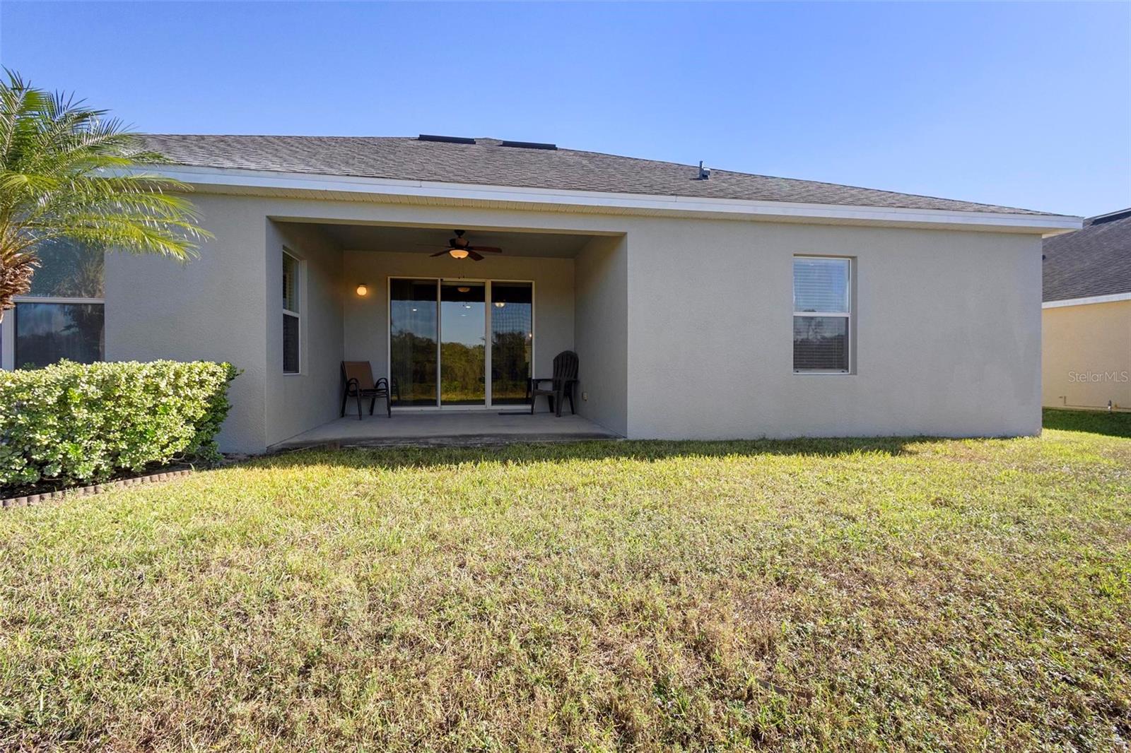 CARRIAGE POINTE A-I & L - Residential Lease