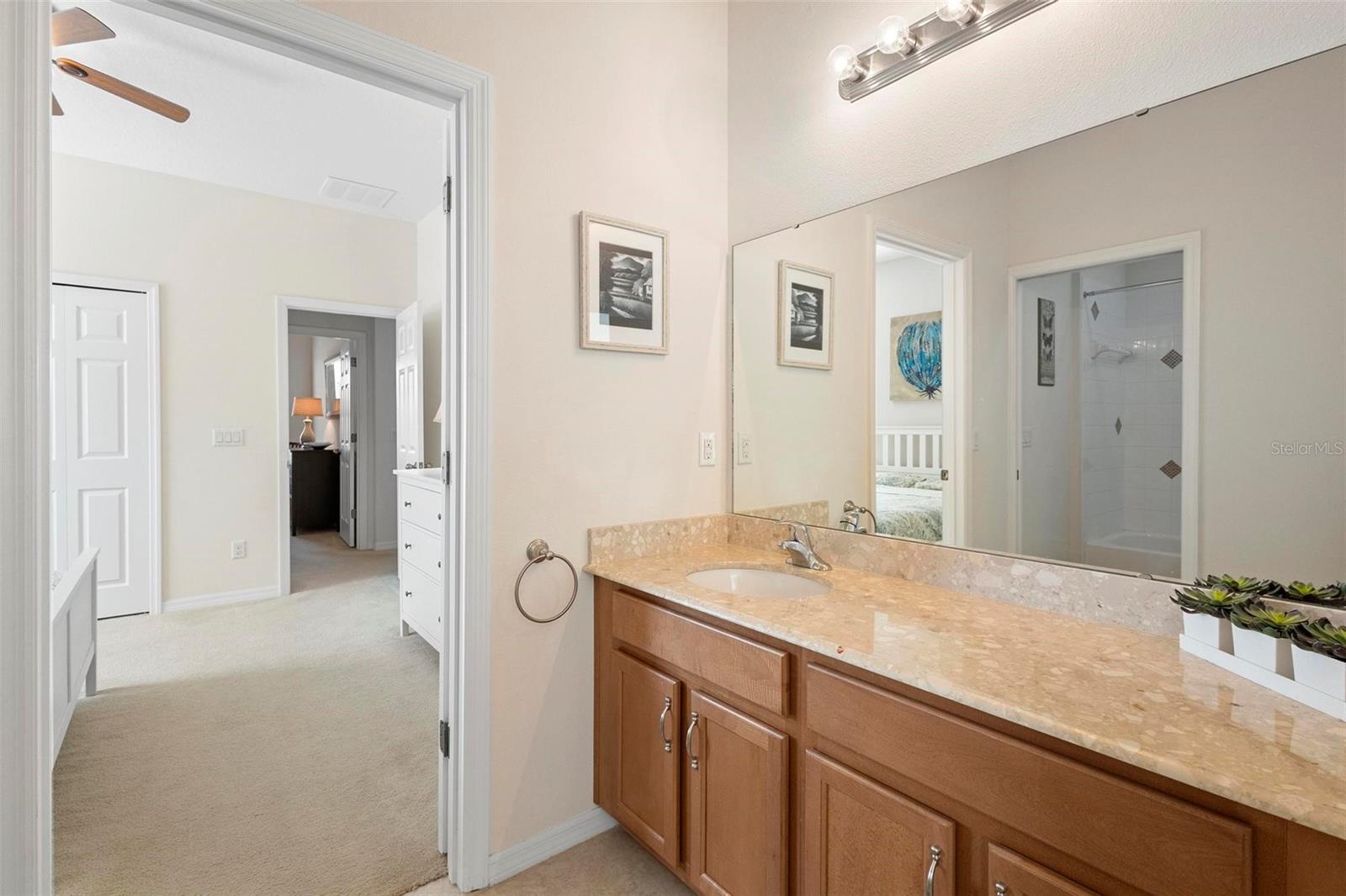 CARRIAGE POINTE A-I & L - Residential Lease