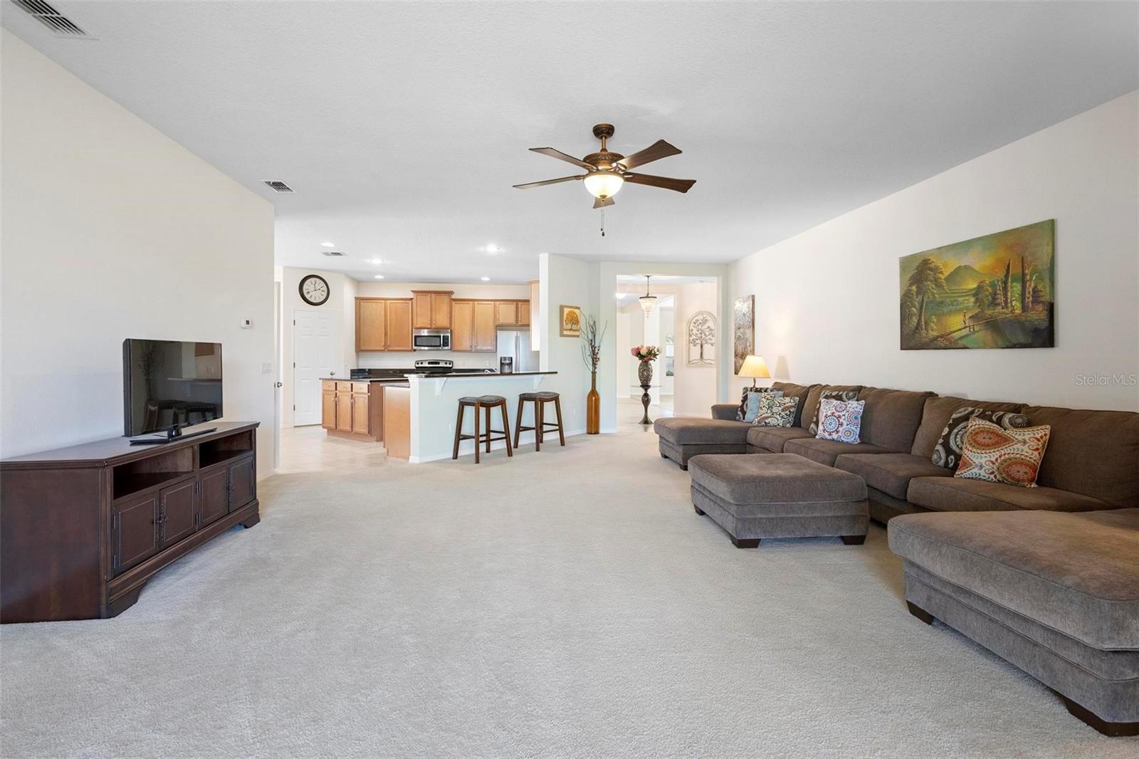 CARRIAGE POINTE A-I & L - Residential Lease