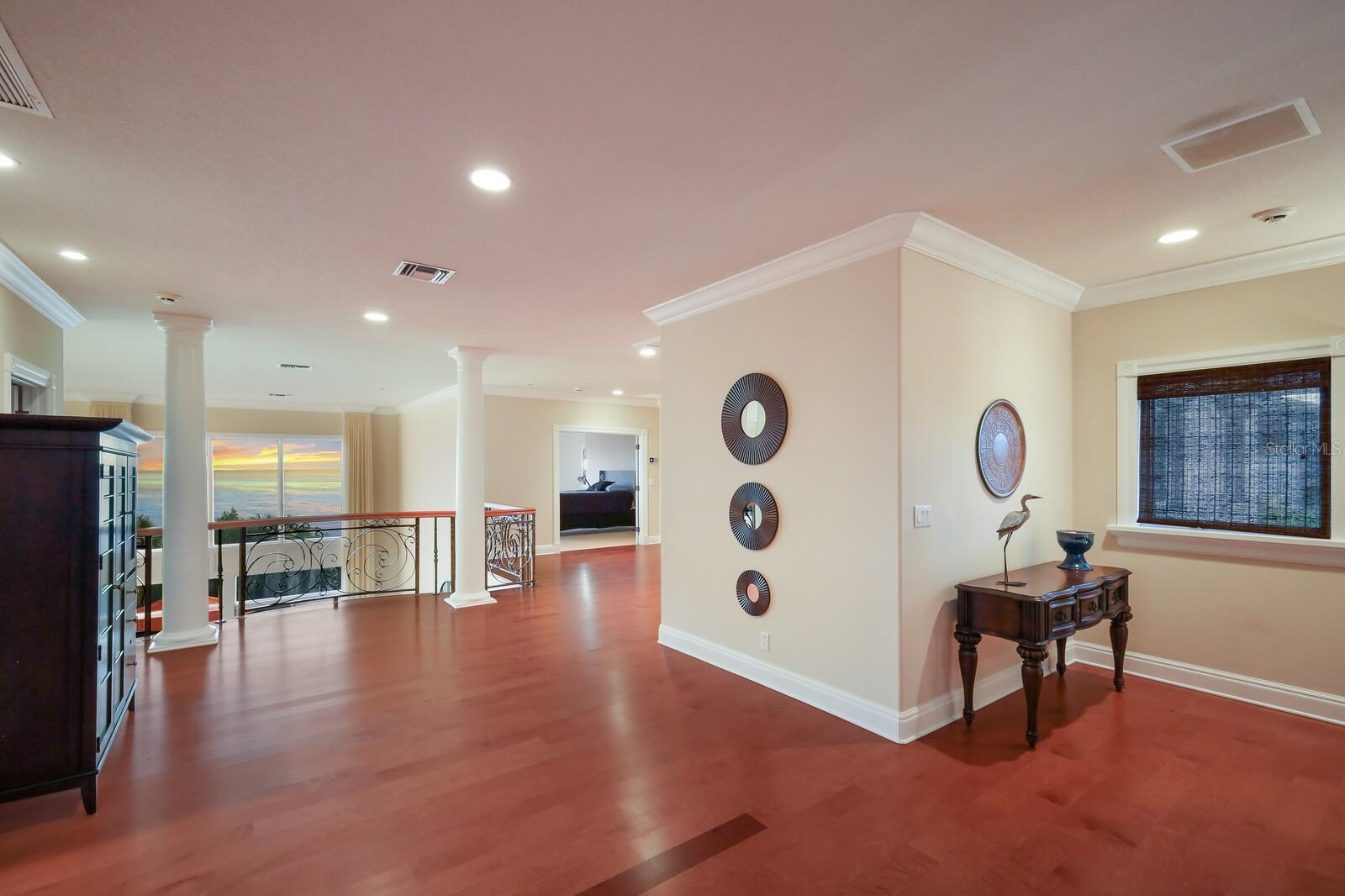 LONGBOAT KEY - Residential