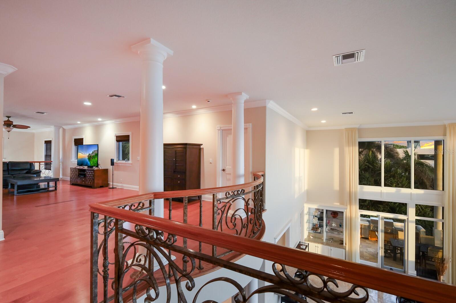 LONGBOAT KEY - Residential