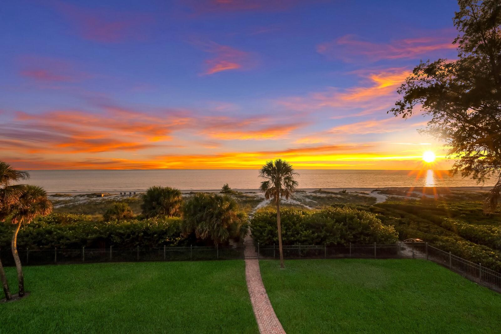 LONGBOAT KEY - Residential