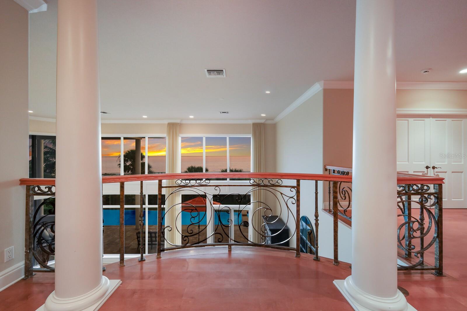 LONGBOAT KEY - Residential