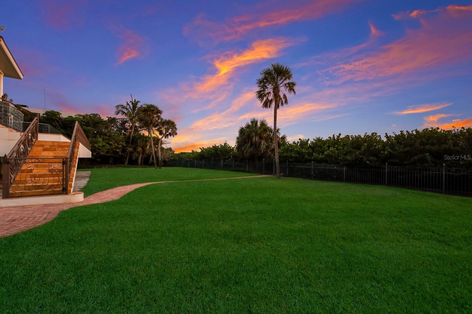 LONGBOAT KEY - Residential