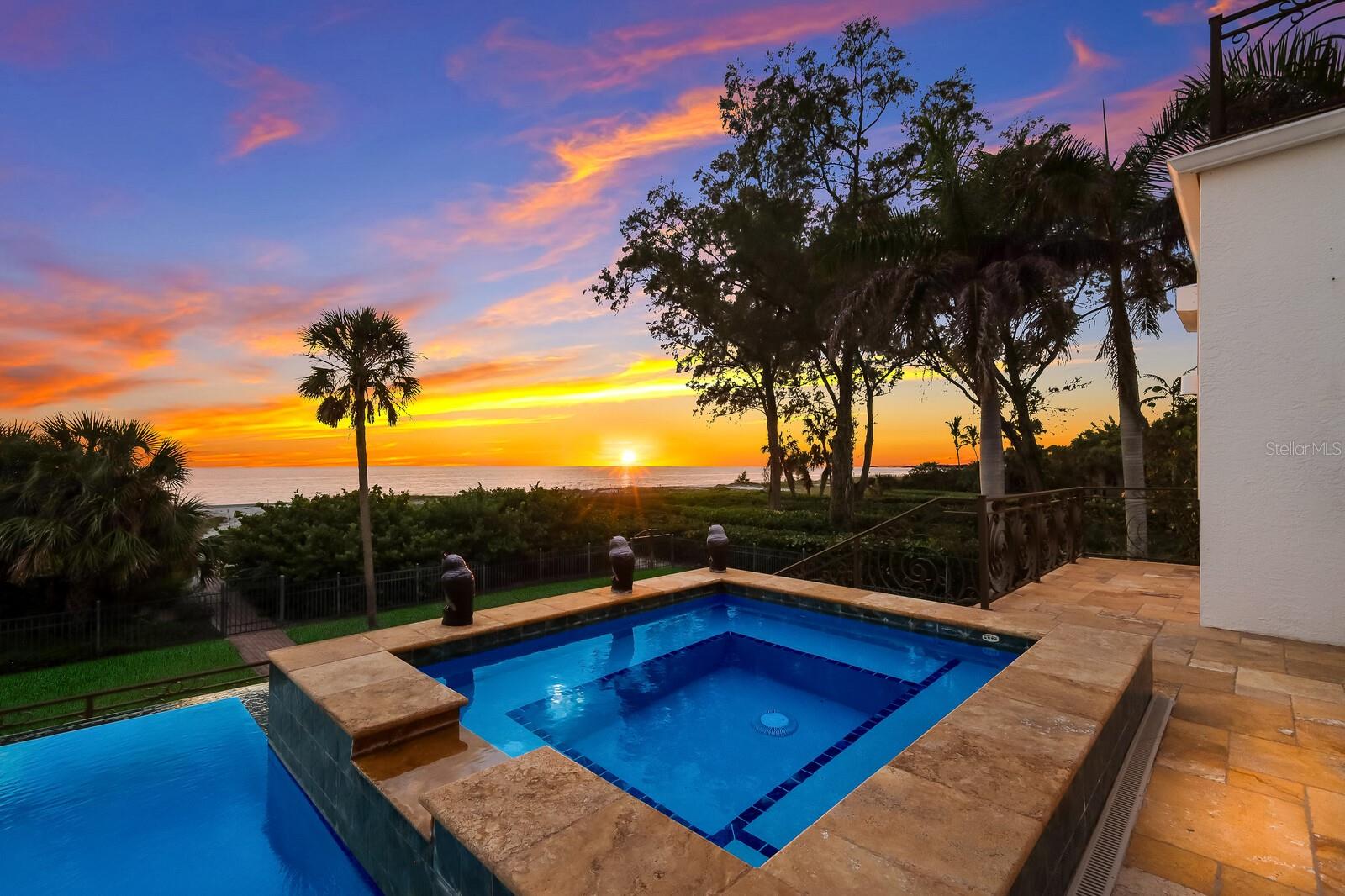 LONGBOAT KEY - Residential