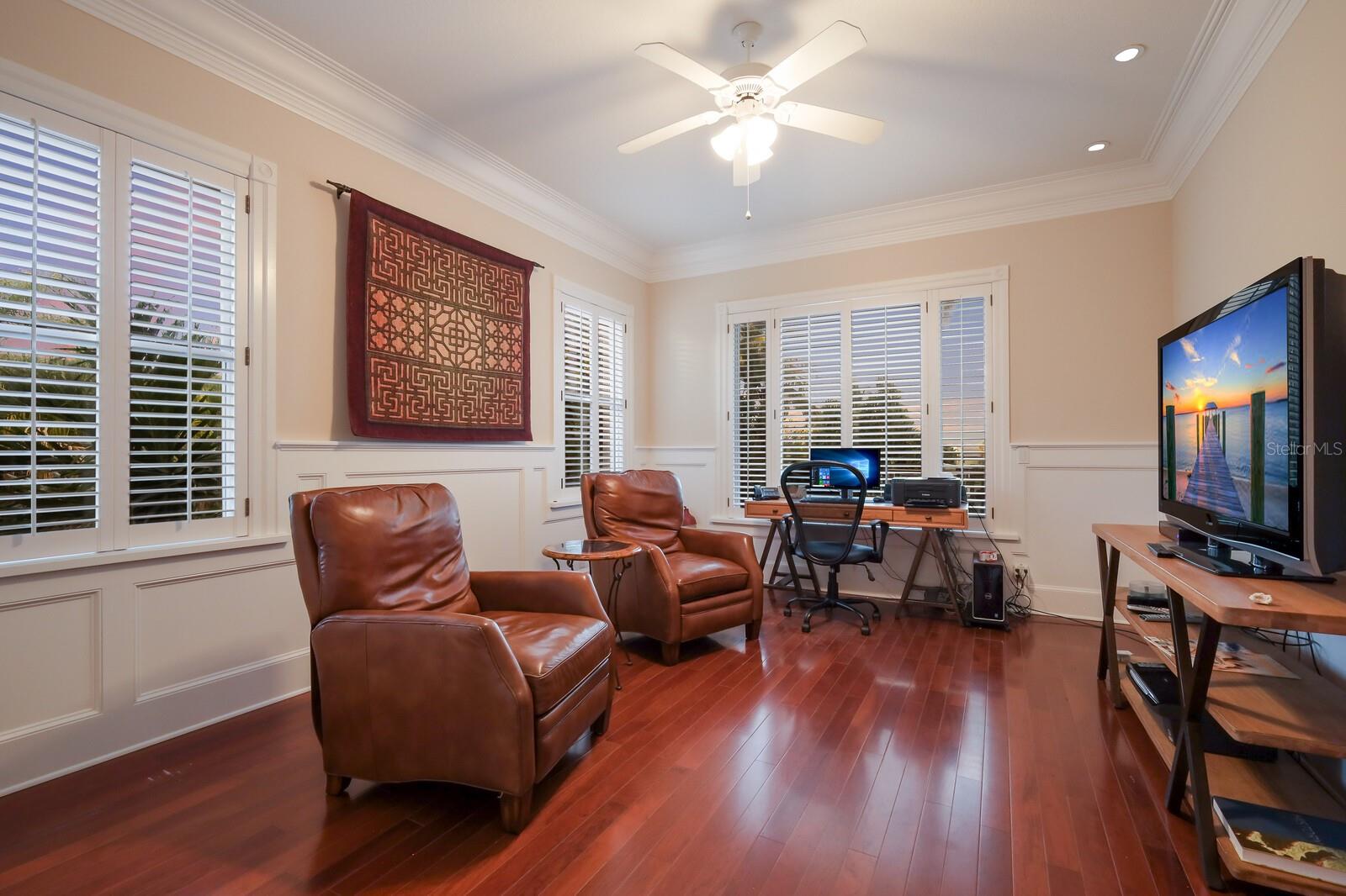 LONGBOAT KEY - Residential