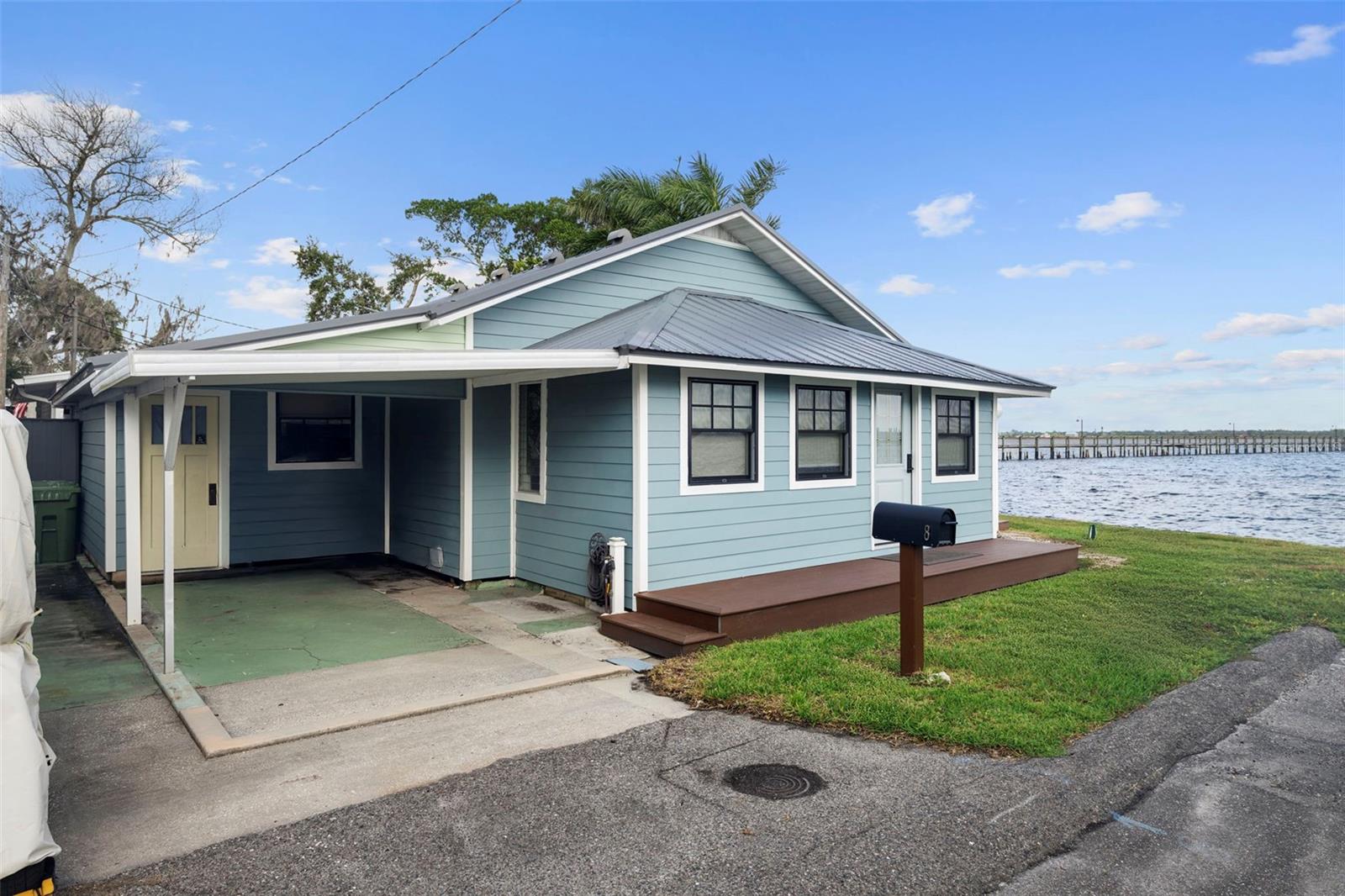 8 PARKVIEW STREET