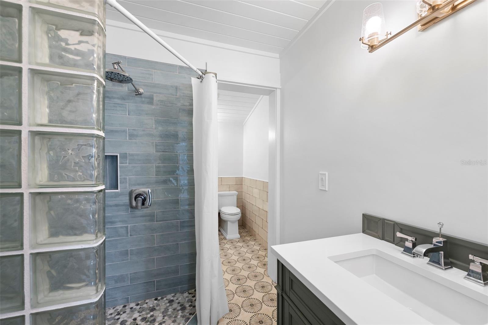 BRADEN CASTLE PARK - Residential