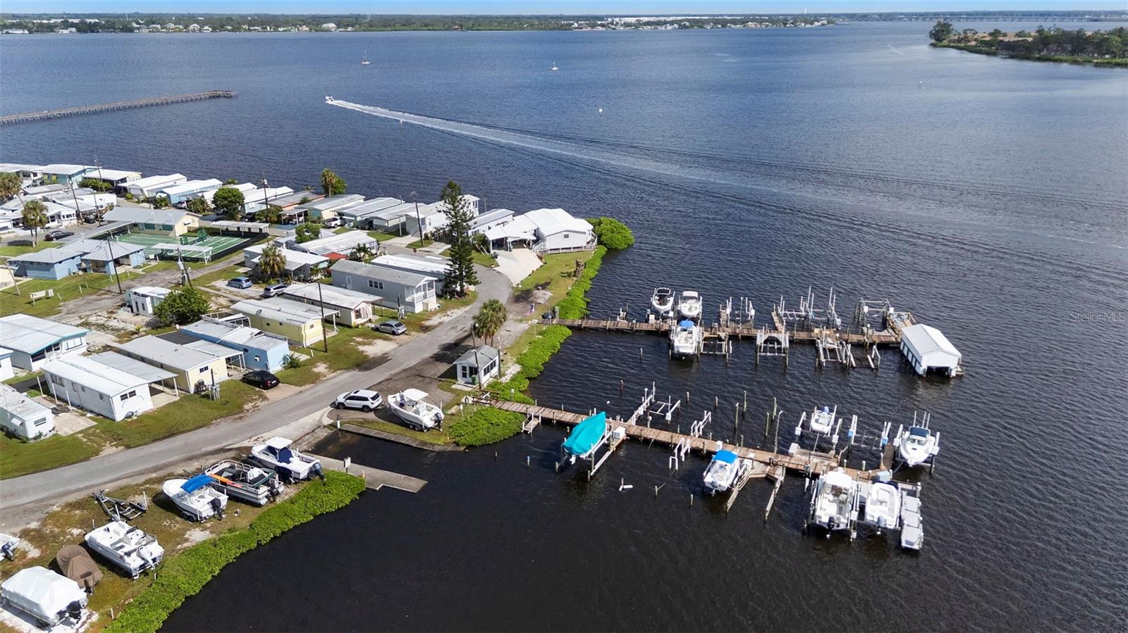 BRADEN CASTLE PARK - Residential