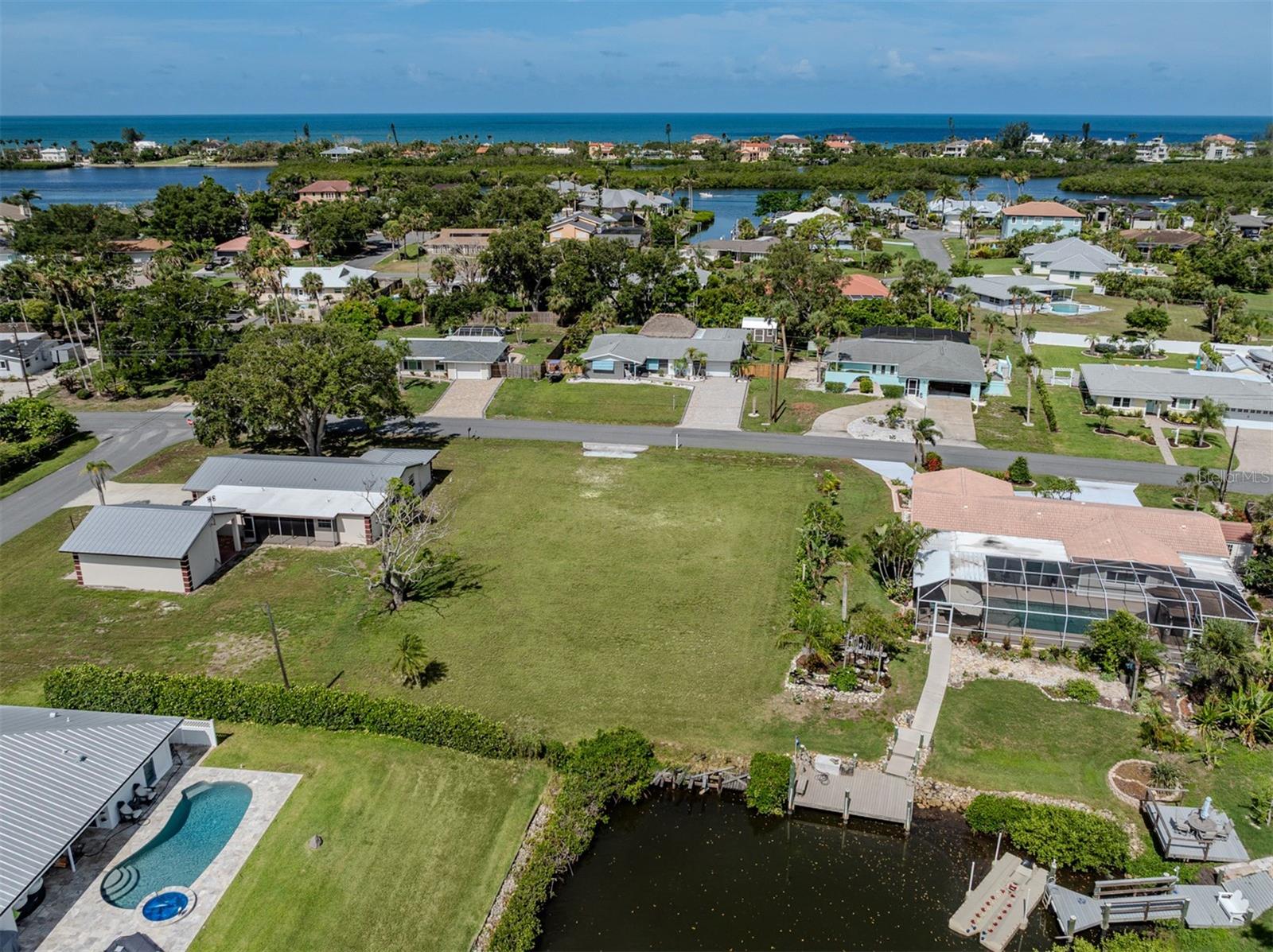 SORRENTO SHORES - Land