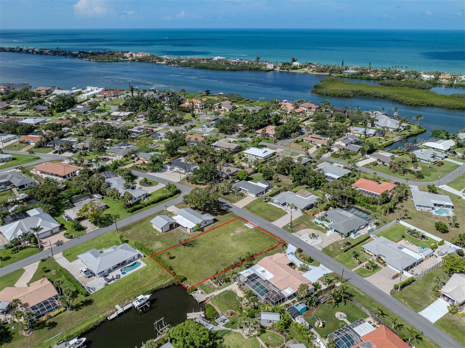 SORRENTO SHORES - Land