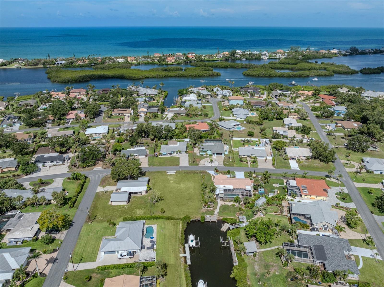 SORRENTO SHORES - Land