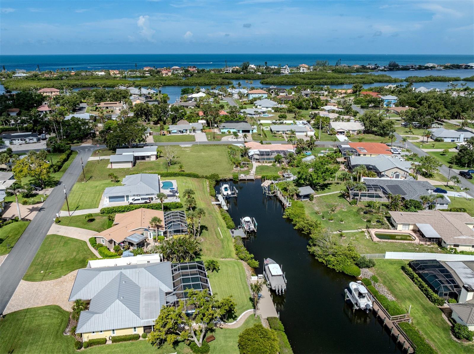 SORRENTO SHORES - Land