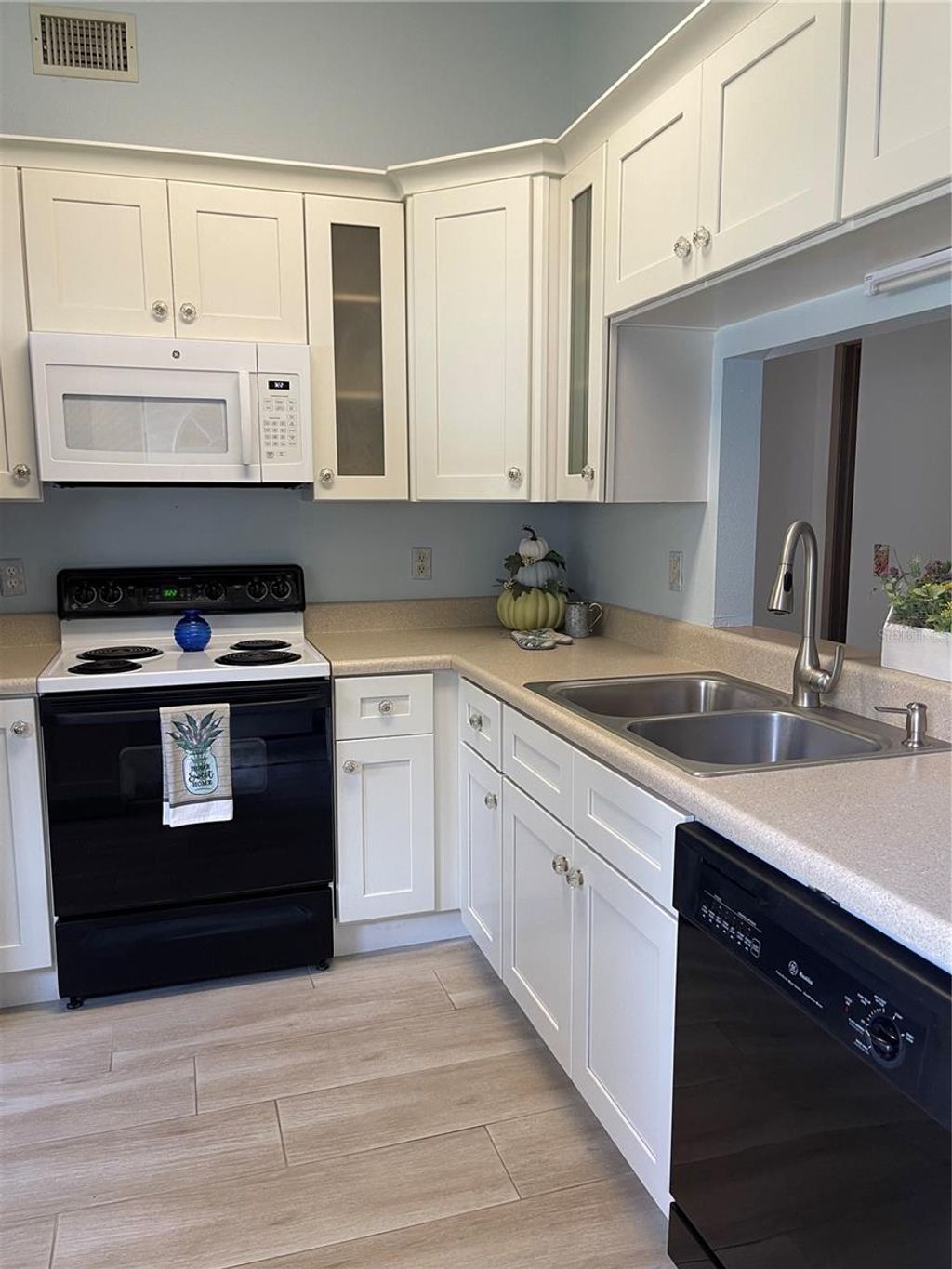 Photo of 89 Crooked Pine Road, Port Orange, FL 32128 (MLS # O6372361)