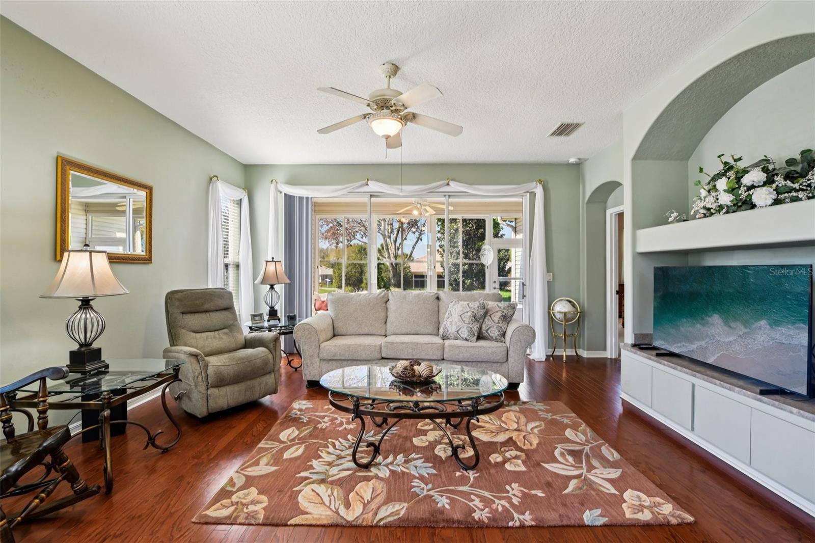 ROYAL HARBOR PH 01 - Residential